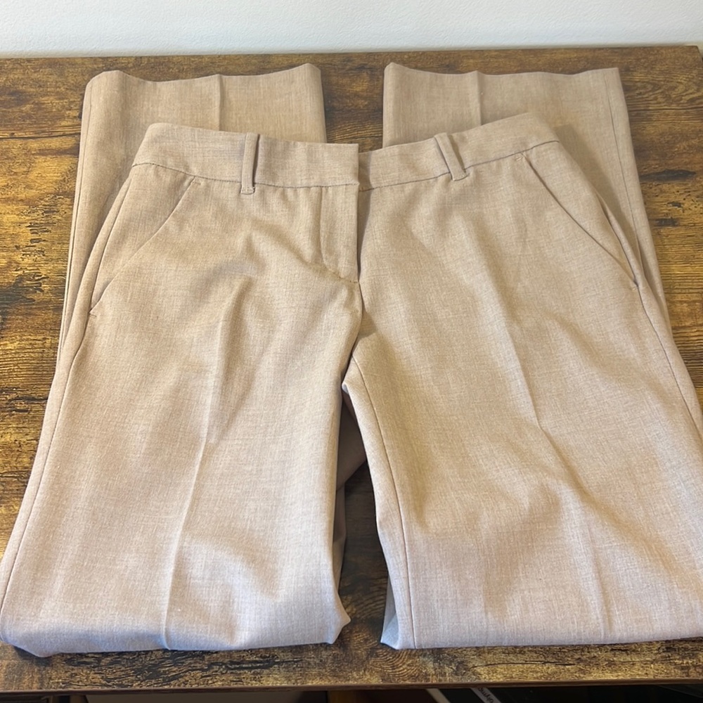 NWT Victor Alfaro Tan Slacks Size 2R Women’s